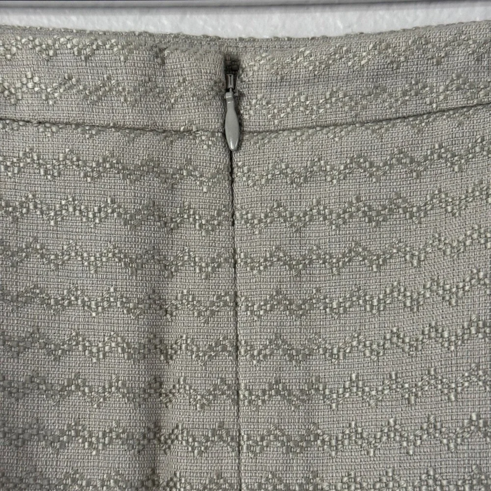 Ann Taylor‎ LOFT Size 8 Taupe Tan Lined Textured Zig Zag Pattern Pencil Skirt